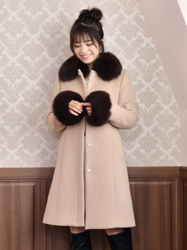 Foxファーノーカラービジューコート コート アウター Miia ミーア Roomy S Web Store 公式通販 Roomy S Web Store ルーミィーズウェブストア Foxファーノーカラービジューコート コート アウター Miia ミーア Roomy S Web Store 公式通販 Roomy S Web Store ルーミィーズウェブストア