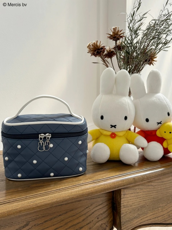 MIIA(ミーア) |miffy キルティングポーチ