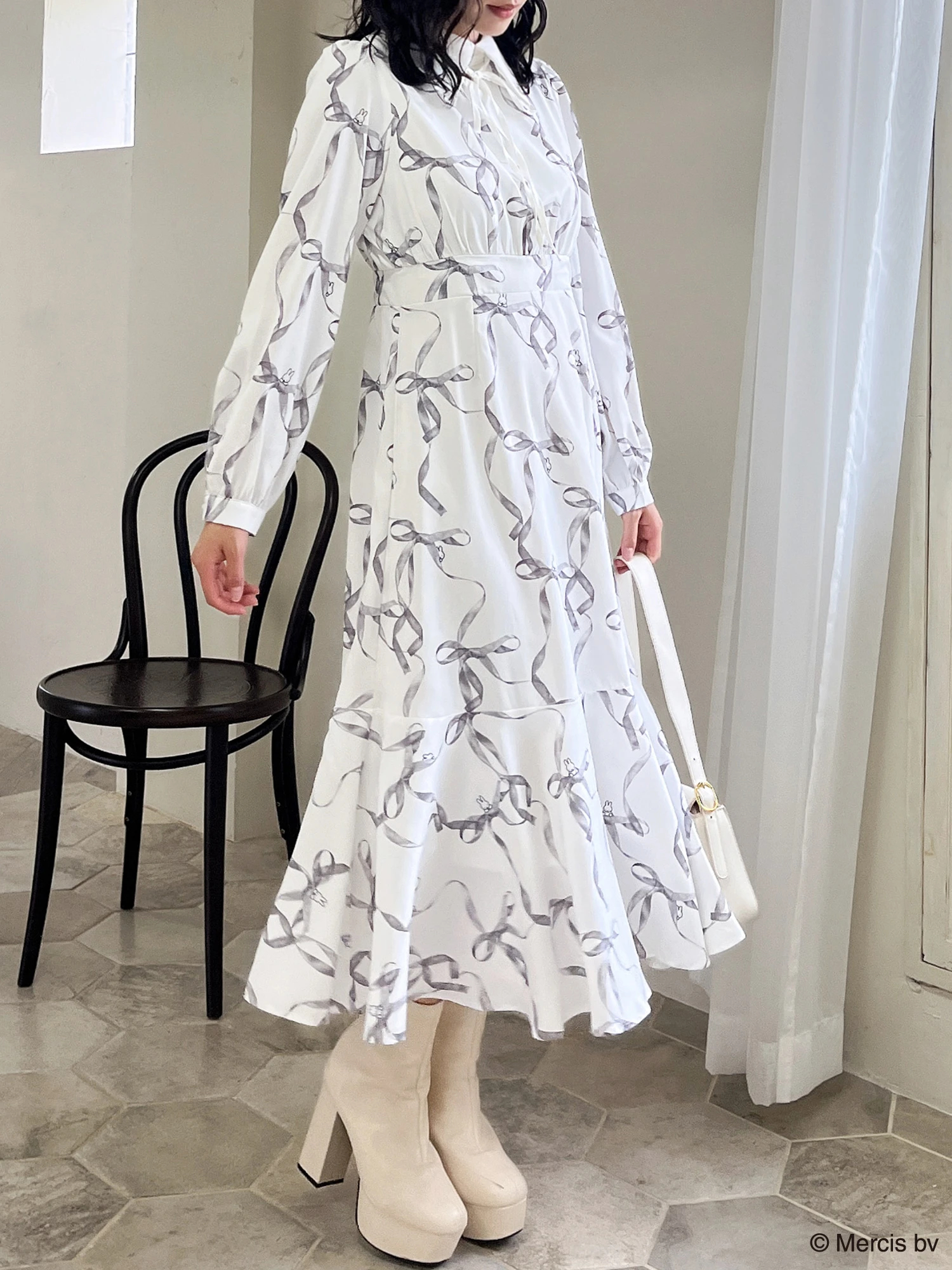 Victoria Beckham ミディ シャツ ワンピース ファスナー付 黒 Victoria Beckham ミディ シャツ ワンピース ファスナー付 黒