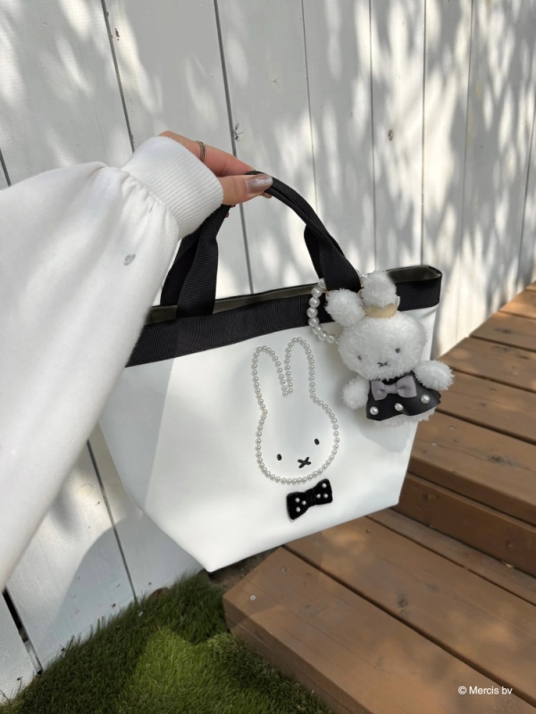 MIIA(ミーア) |miffy パールトリミングバッグ(オフホワイト)