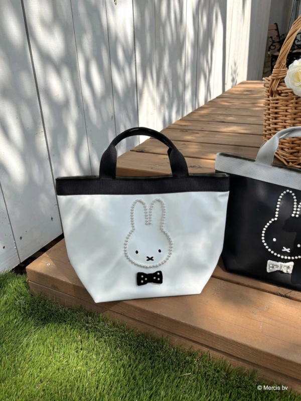MIIA(ミーア) |miffy パールトリミングバッグ