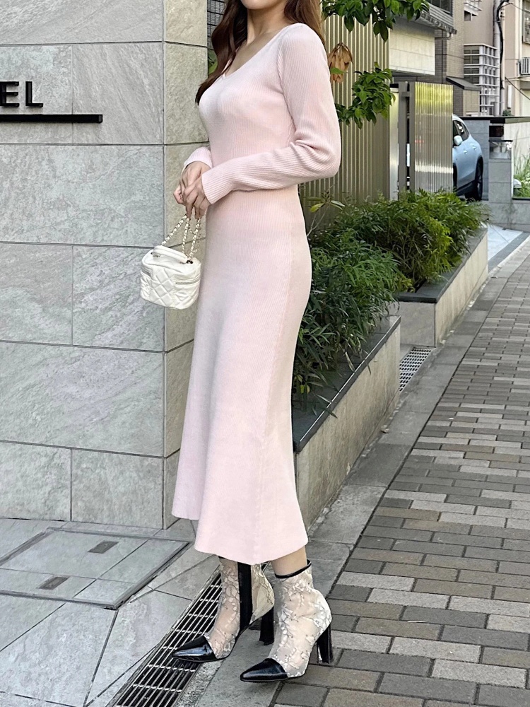 ウォッシャブルVネックロングニットワンピース｜ニットワンピース 