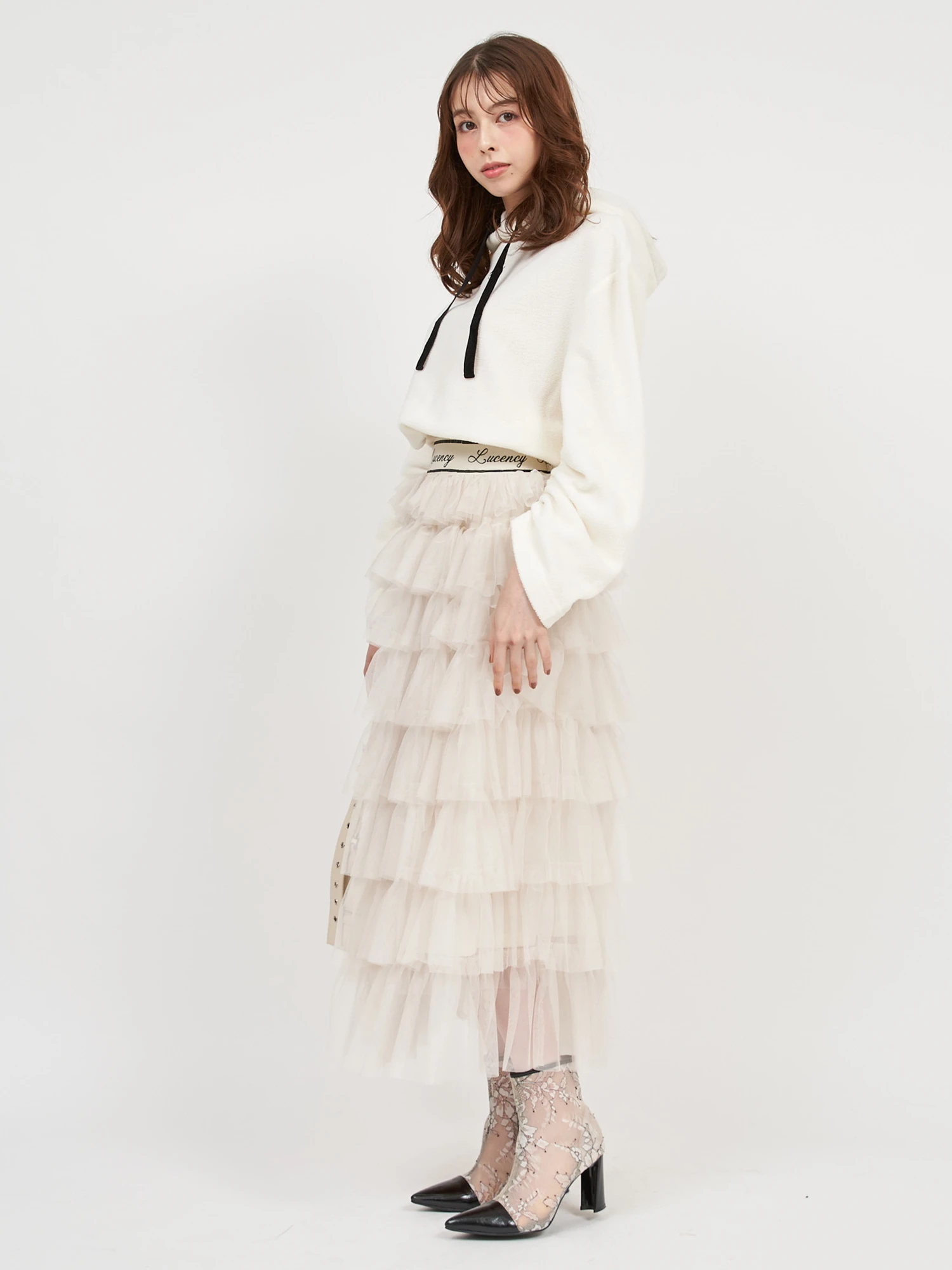 レースアップリケロゴフーディ　WHT レースアップリケロゴフーディ – Darich (ダーリッチ)