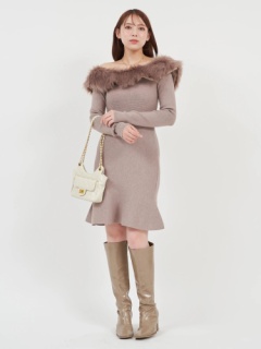 オフショルファーミニニットドレス｜ニットワンピース｜ワンピース  