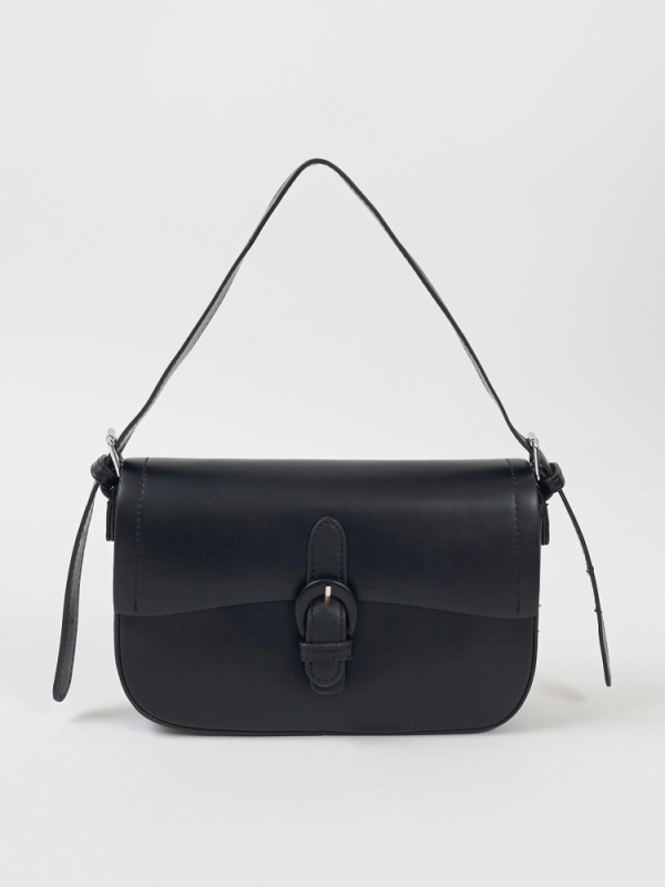 ROYAL PARTY(ロイヤルパーティ) |バックルフラップショルダーBAG(ブラック)