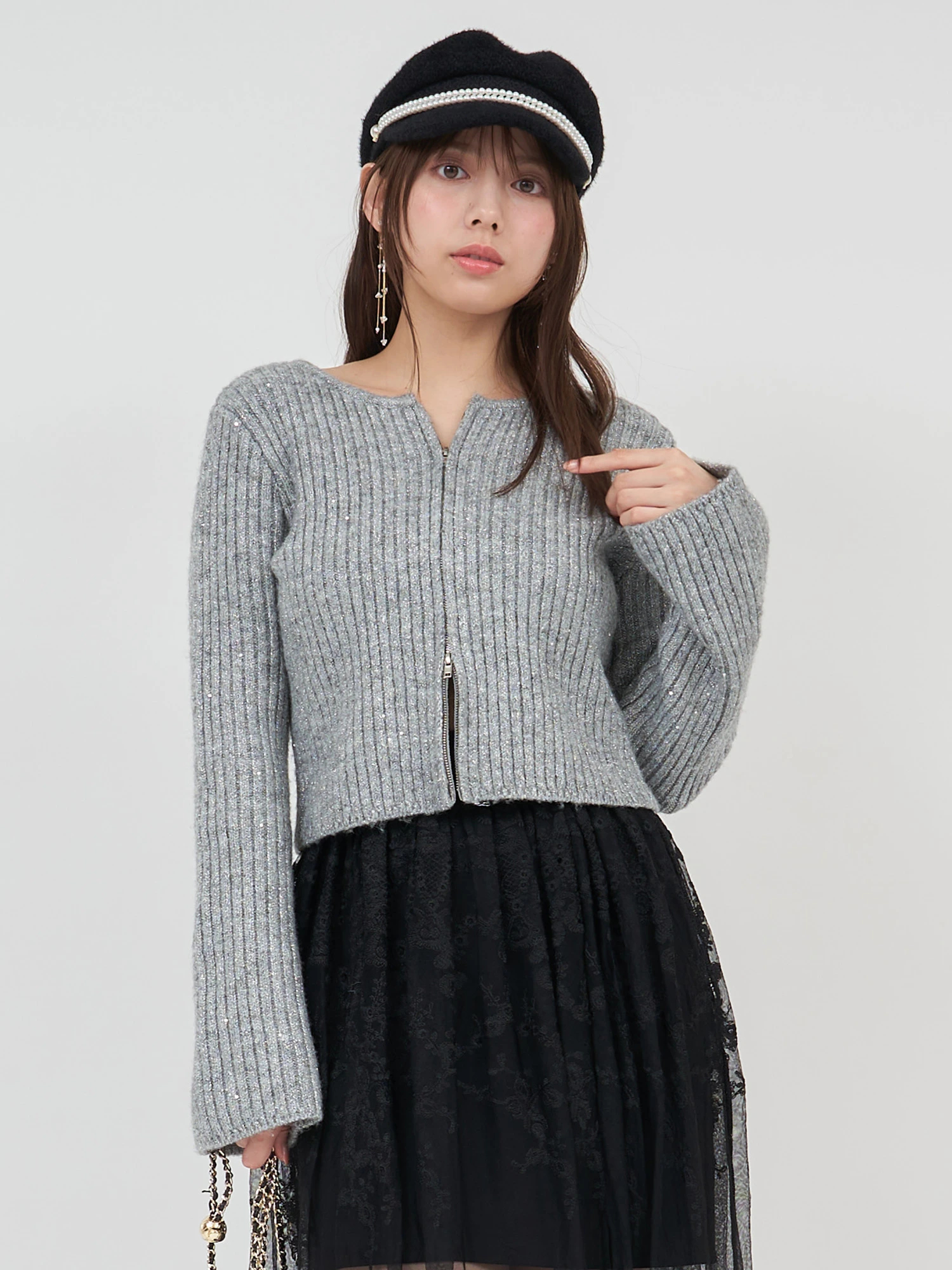 GirlsAward2024 A/W マーシュ彩様 着用】ラメスパンコールダブルZIPカーディガン｜カーディガン｜トップス｜ROYAL  PARTY（ロイヤルパーティ）｜Roomy's WEB STORE 【公式通販】｜72442733｜Roomy's WEB  STORE（ルーミィーズウェブストア）