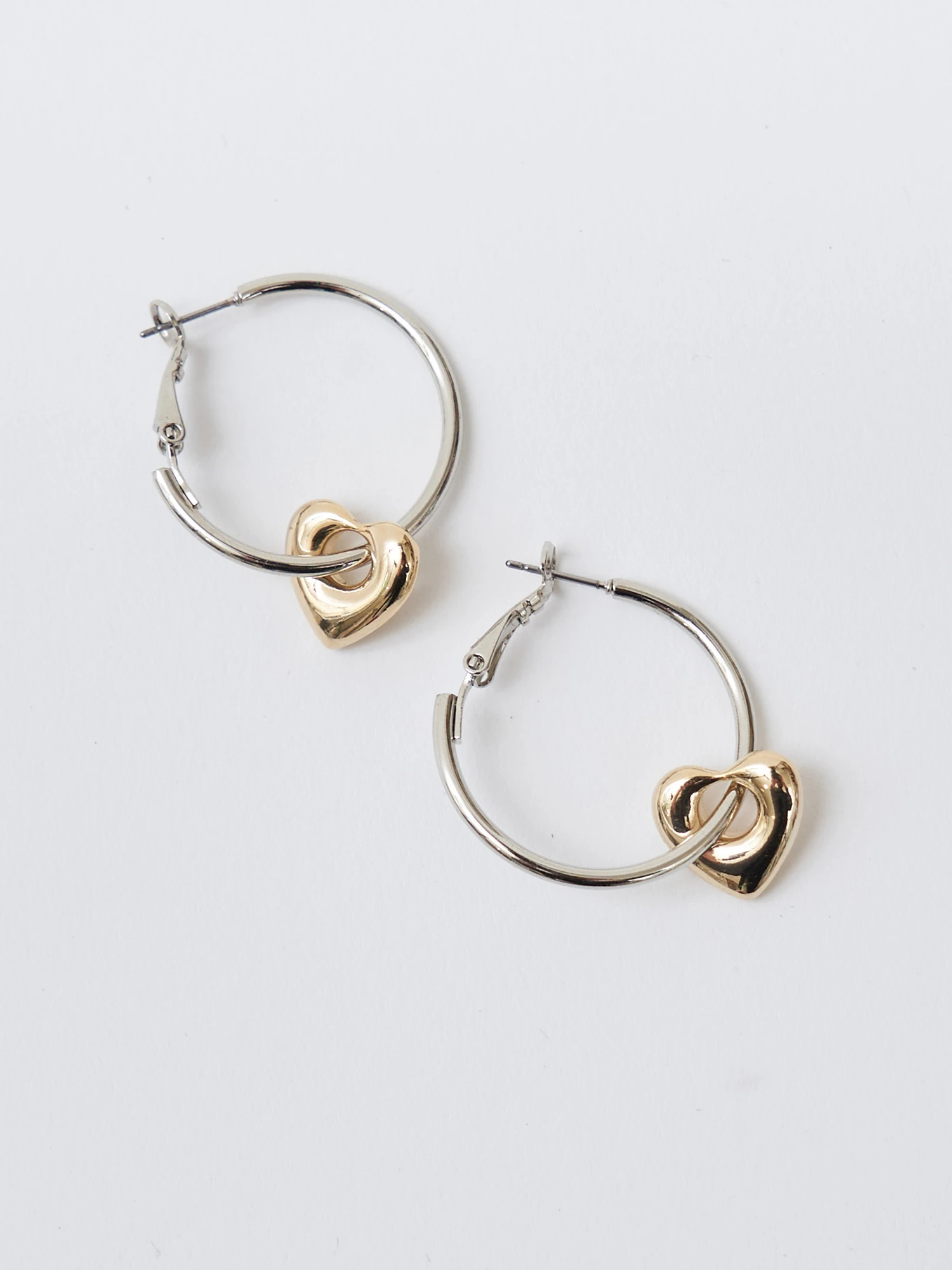 プチハートフープピアス｜ピアス・イヤリング｜ファッション小物