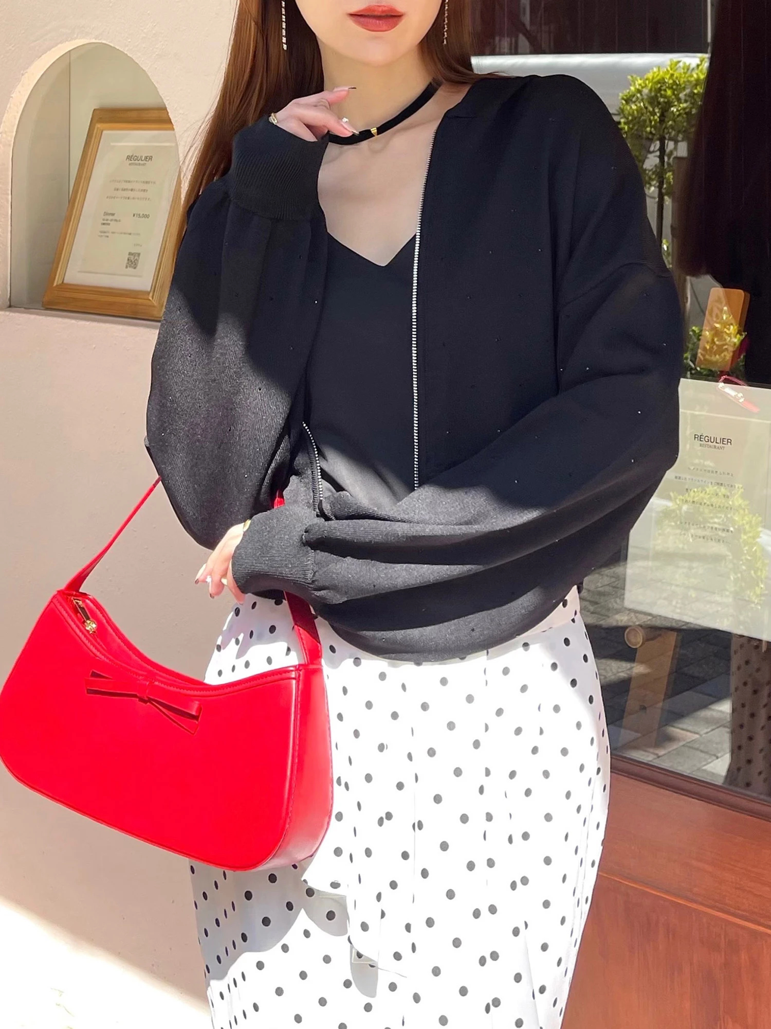 キラキラビジューニットトップス｜ニット｜トップス｜ROYAL