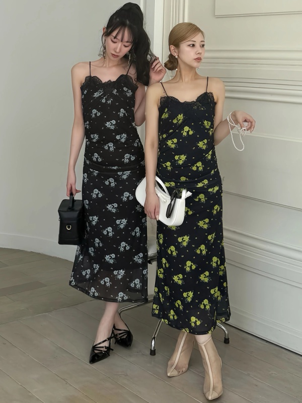 ROYAL PARTY(ロイヤルパーティ) |【GirlsAward2025 S/S 村重杏奈様 着用】花柄チュールギャザーキャミドレス