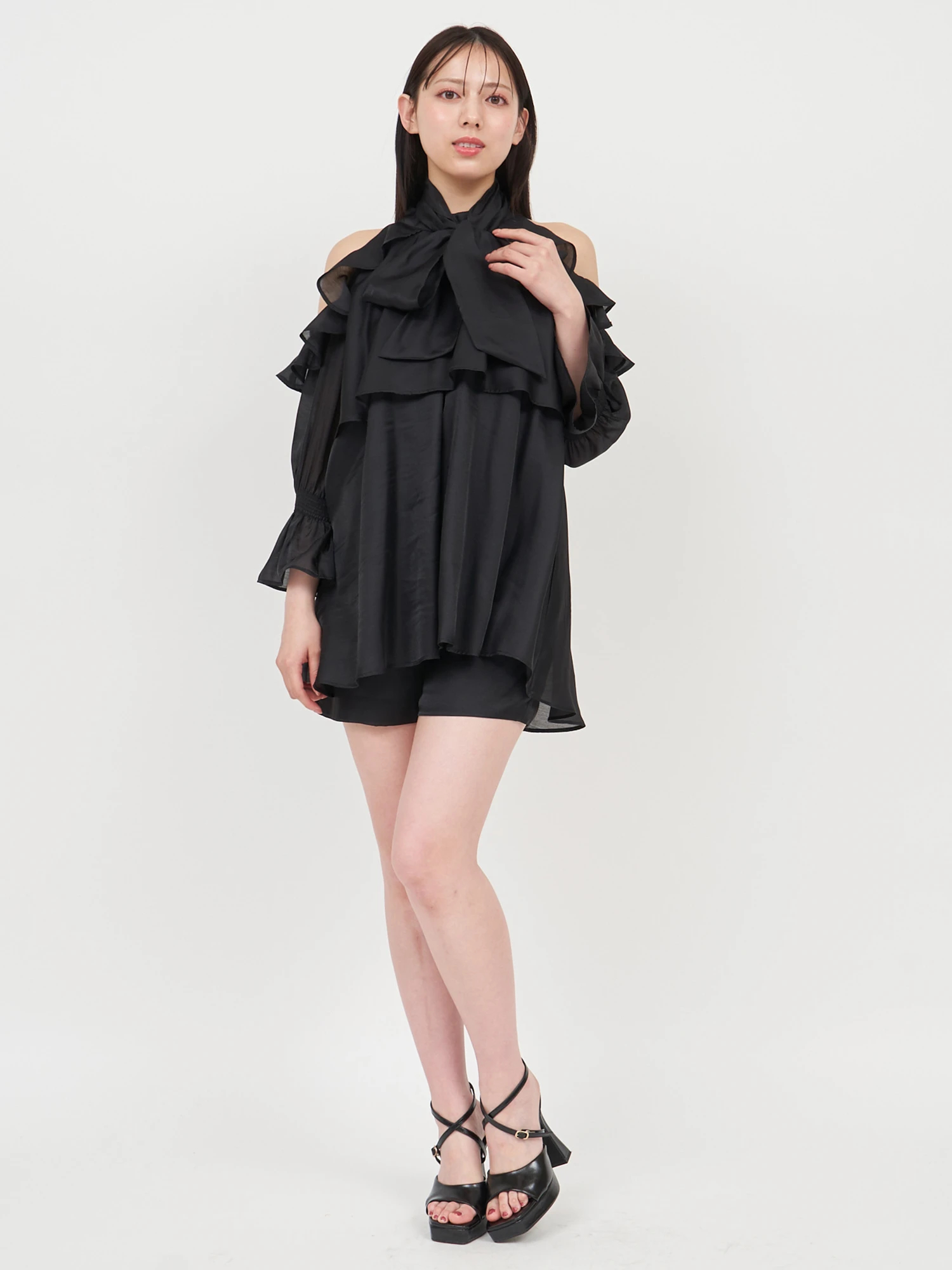 今年人気のブランド品や GirlsAward2025 S/S 立花琴未様/藤井サチ様 着用】リボン付 トップス