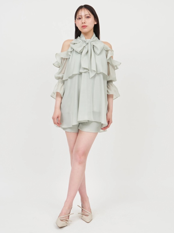ROYAL PARTY(ロイヤルパーティ) |【GirlsAward2025 S/S 立花琴未様/藤井サチ様 着用】リボン付コールドショルダーブラウスセットアップ(グリーン)