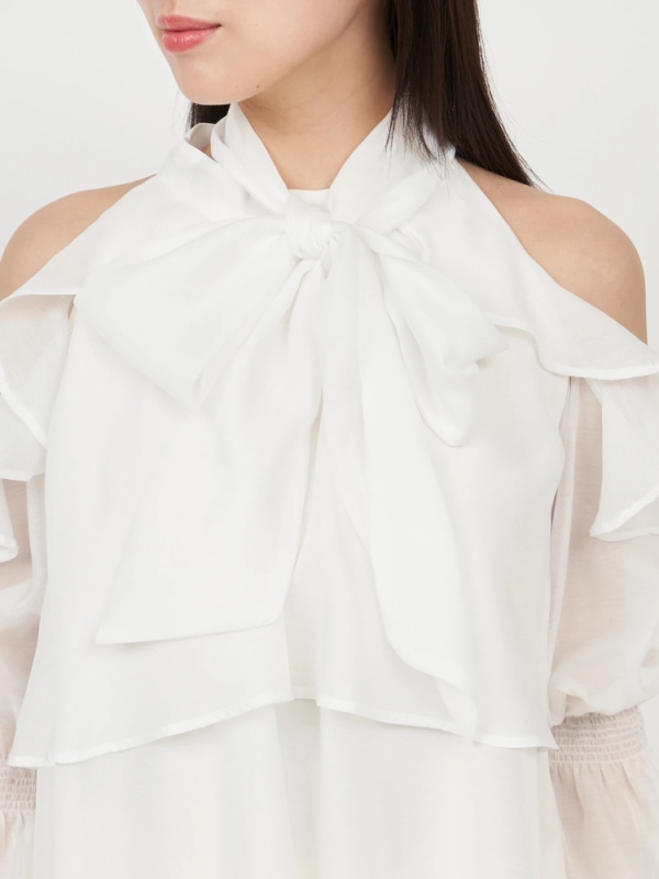 ROYAL PARTY(ロイヤルパーティ) |【GirlsAward2025 S/S 立花琴未様/藤井サチ様 着用】リボン付コールドショルダーブラウスセットアップ