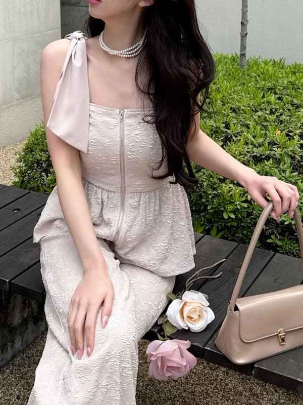 ROYAL PARTY(ロイヤルパーティ) |【GirlsAward2025 S/S 板野友美様/藤田ニコル様 着用】ジャガードベアペプラムビスチェ