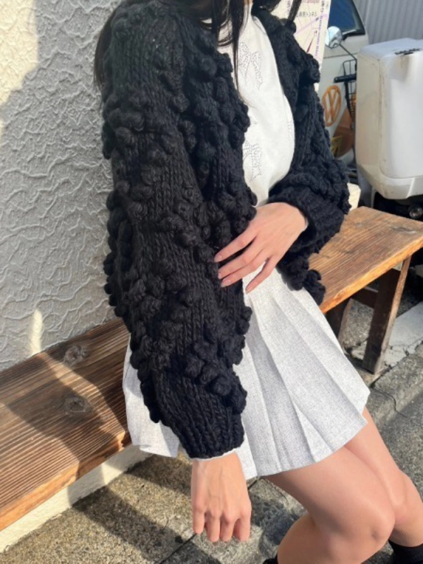 MORE self LOVE(モアセルフラブ) |heart pompon knit