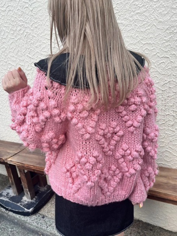 MORE self LOVE(モアセルフラブ) |heart pompon knit