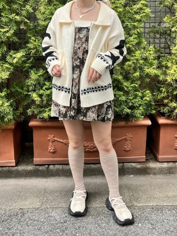 MORE self LOVE(モアセルフラブ) |shooting star zipper knit