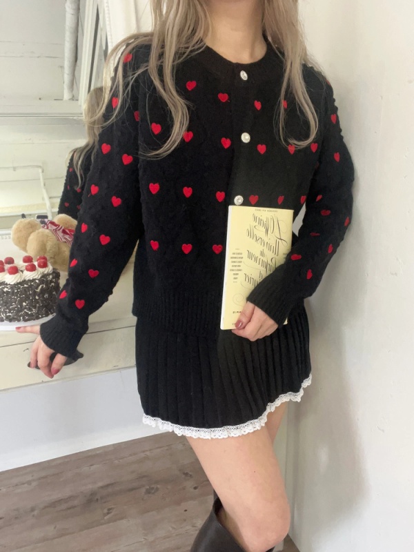 MORE self LOVE(モアセルフラブ) |刺繍ハートカーディガン