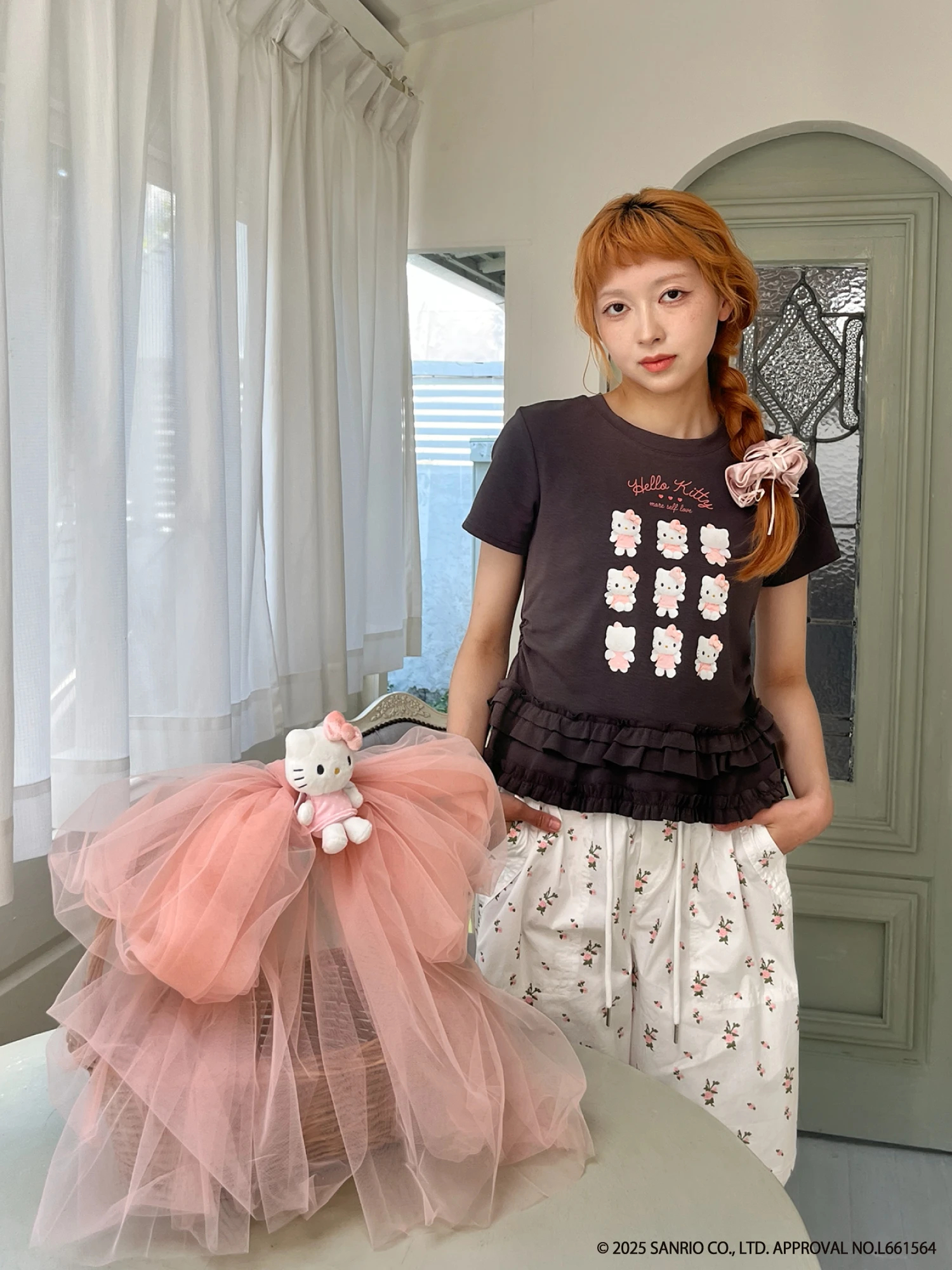 ANGEL【HELLO KITTY】ENCYCLOPEDIA TEE｜Tシャツ・カットソー
