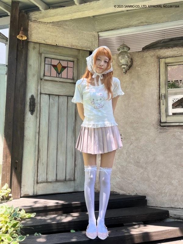 MORE self LOVE(モアセルフラブ) |ANGEL【HELLO KITTY】RHINESTONE TEE