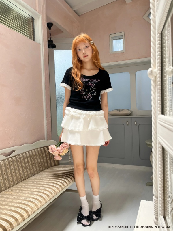 MORE self LOVE(モアセルフラブ) |ANGEL【HELLO KITTY】RHINESTONE TEE