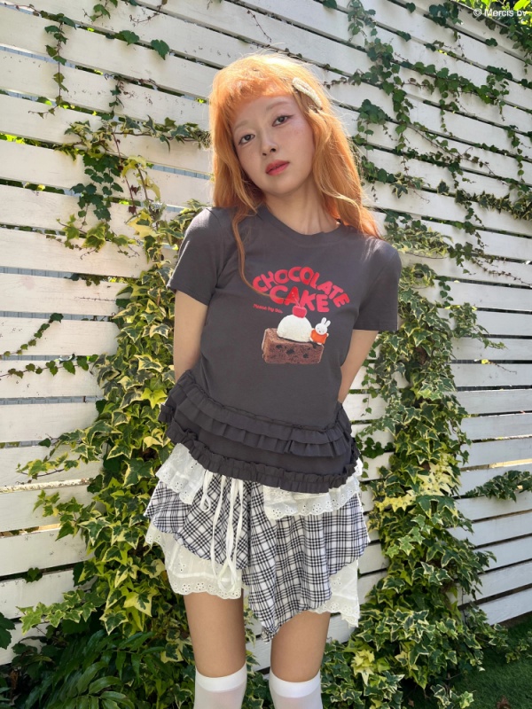 MORE self LOVE(モアセルフラブ) |【miffy】Chocolate Cake TEE(ブラック系)