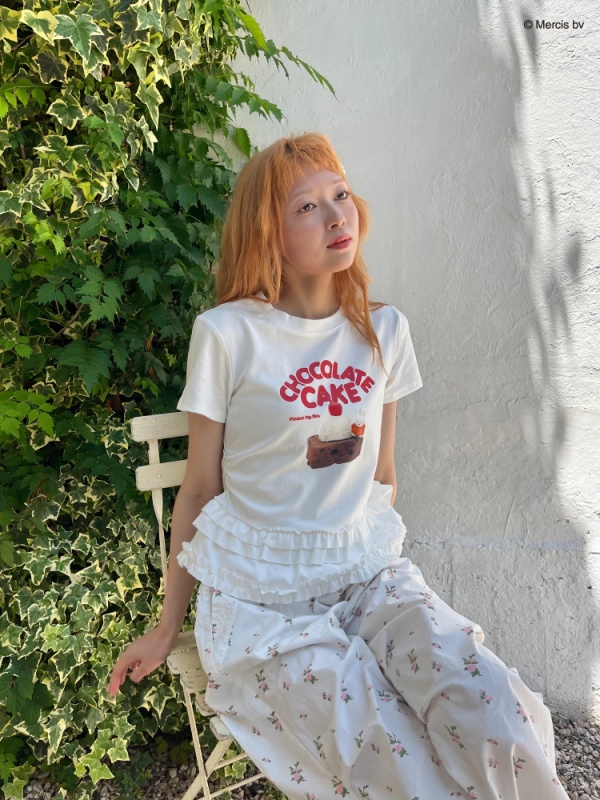MORE self LOVE(モアセルフラブ) |【miffy】Chocolate Cake TEE