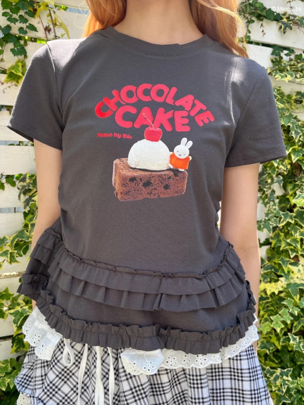 MORE self LOVE(モアセルフラブ) |【miffy】Chocolate Cake TEE